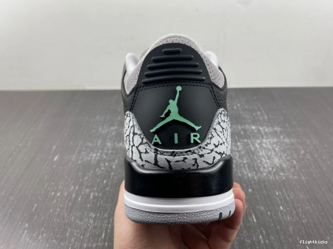 Green Jordan 3 Air Glow CT8532-031 0813